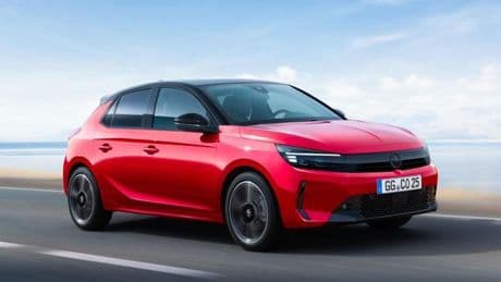 Corsa 1 milyonu aştı