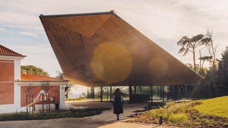 La Fundación Albuquerque luce en Sintra su delicada colección de tesoros de la ruta de la seda