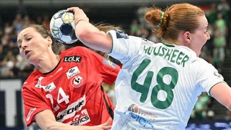 Dulfer en Housheer met Györ in handbalfinale tegen Odense van Ten Holte en Van der Vliet