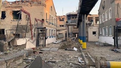 Russlands Angriffskrieg: Ukraine meldet Tote und Verletzte durch russischen Bombenangriff auf Ferienlager