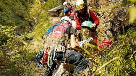 Berchtesgadener Alpen: Frau gerät in Steinschlag und verliert Fingerspitze
