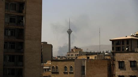 Liveblog zum Nahostkrieg: Israel greift offenbar iranischen Staatssender an
