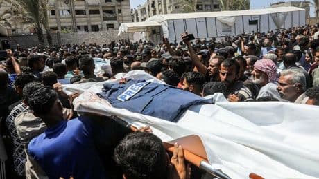 Gaza: Die umstrittene Taktik gegen Helfer und Journalisten