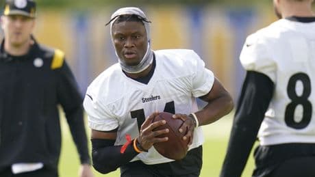 Cowboys add WR George Pickens in trade with Steelers