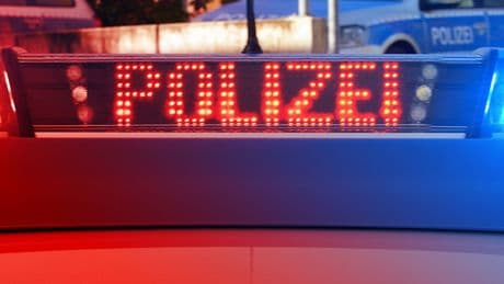 Marzahn - E-Scooter-Fahrer attackiert Mann (34)