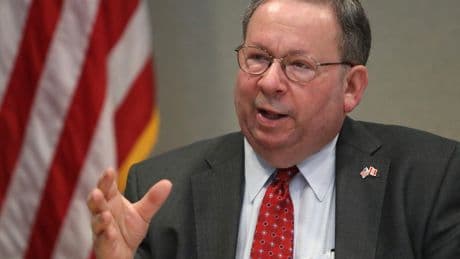'You may not have the best hand': Former U.S. ambassador on Canada negotiating with Trump