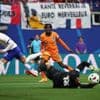 Transferupdates | Liverpool-doelwit Frimpong landt met privéjet in Engeland