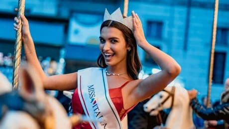 Francesca Bergesio, l?ex Miss Italia vittima degli stalker: foto di cadaveri e minacce di morte