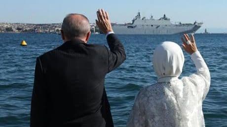 Emine Erdoğan'dan geçit törenine ilişkin paylaşım! 'İstiklal ruhunun birer timsali'
