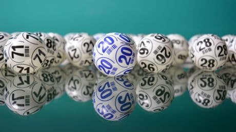 Les mathématiques nous apprennent comment gagner au loto à tous les coups  (mais il y a un tout petit hic)