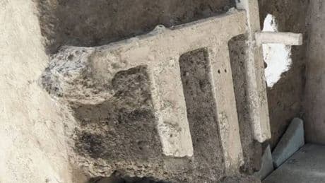 Una cama prueba cómo fue la agonía de una familia para escapar del Vesubio en Pompeya