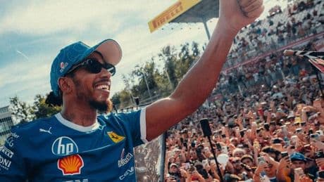 Lo que no se vio del GP de Italia de F1: La serenata nocturna de los tifosi, las 'papaya rules' y la ironía de Max