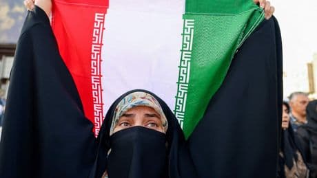 Krieg in Nahost: Iran droht „Zocker“ Trump mit Vergeltung