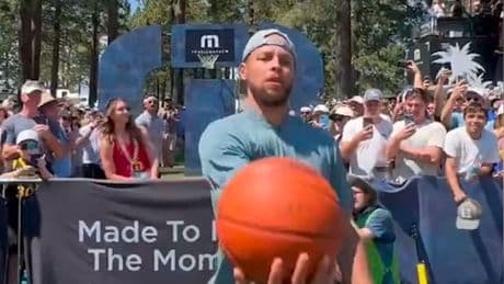 Basketball beim Golfturnier? - Diesen Curry-Trickshot müssen Sie sehen!