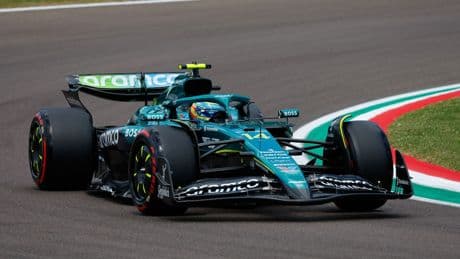 Alonso y Sainz disparan el optimismo en Imola y confirman el paso de gigante en la Fórmula 1