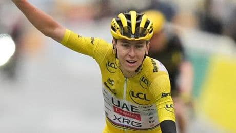 Tour de France 2025 : le résumé du sacre de Tadej Pogacar, malgré une dernière étape remportée par Wout van Aert
