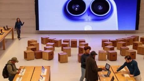 Donald Trump und die Zölle: Apple profitiert von iPhone-Hamsterkäufen