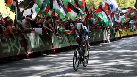 Erneut Palästina-Proteste bei Vuelta – Ganna gewinnt verkürztes Zeitfahren