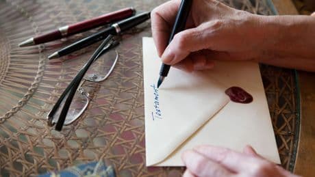Testament handschriftlich verfassen: Ist das Pflicht?