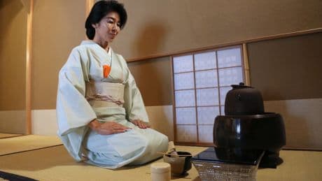 Matcha madness leaves Japan's tea ceremony pros skeptical