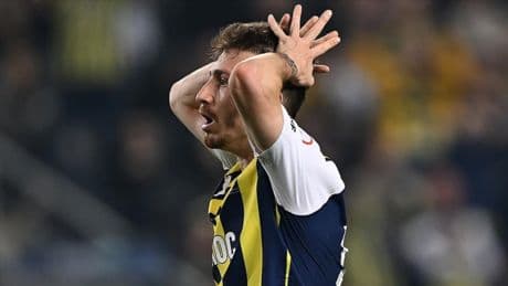 Sosyal medyada olay oldu! Dövme iddialarına cevap gecikmedi