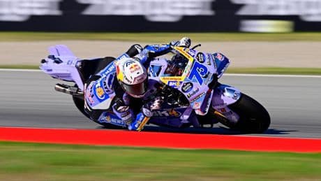 Àlex Márquez gana el primer duelo a su hermano con la 'pole' de Montmeló