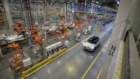 Car makers call for planned easing of electricity costs to go further