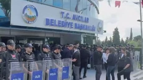 Avcılar ve Beşiktaş belediyesinde 7 gözaltı!