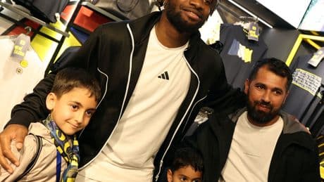 Saint-Maximin'den taraftara jest!