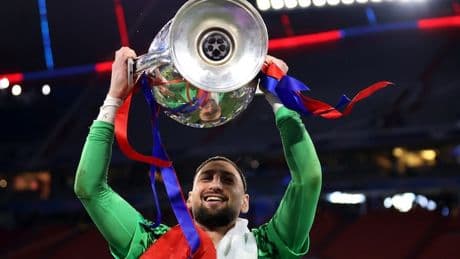 <p>Donnarumma-Psg, stallo. E spunta anche il Manchester United&nbsp;</p>