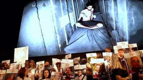 Demonstrationen nach Geisel-Video in Israel: »Entsetzliche und grausame Kampagne der Hamas«
