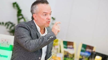 Regierungswechsel: „Vom verletzten, arroganten Ego geleitet“: Unternehmer verärgert über Abweichler bei Kanzlerwahl