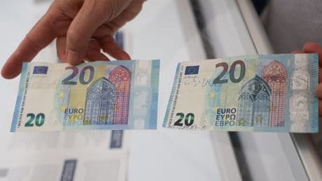 Banken: Ohne Bargeld keine Blüten