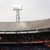 Man die werd opgepakt wegens gooien paal naar fan in De Kuip blijkt onschuldig