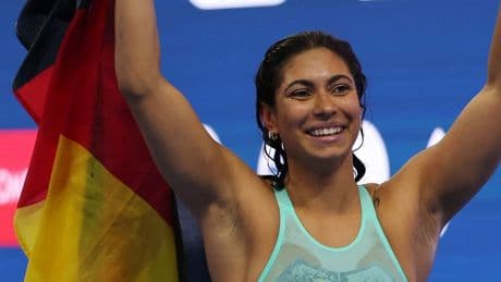 Schwimm-WM | Nächstes Gold für Deutschland: Anna Elendt triumphiert