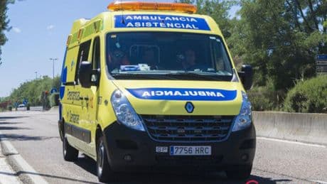 Accidente en Isabel la Católica: herido un motorista de 18 años tras chocar con un coche