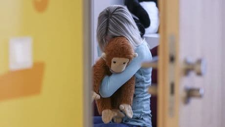 Sexuelle Gewalt gegen Kinder: Dobrindt: Zahlen zu sexuellem Missbrauch von Kindern „erschütternd“