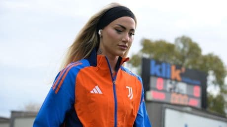 <meta charset="UTF-8" />
<p>Alisha Lehmann: &ldquo;Sul privato mi feriscono. Juve? All&rsquo;inizio ero senza fiato&rdquo;</p>