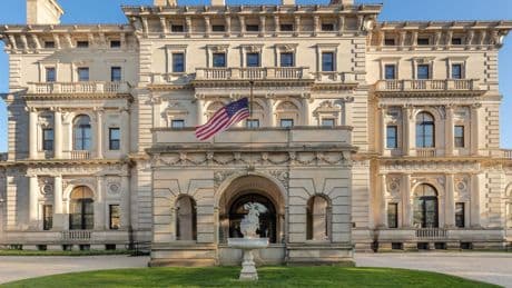 Look inside the Breakers, a 70-room, 138,300-square-foot mansion that belonged to one of America's wealthiest Gilded Age families