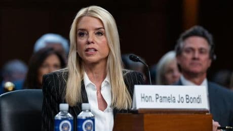 El patinazo de la fiscal general de EEUU: afirma que Trump salvó 258 millones de vidas