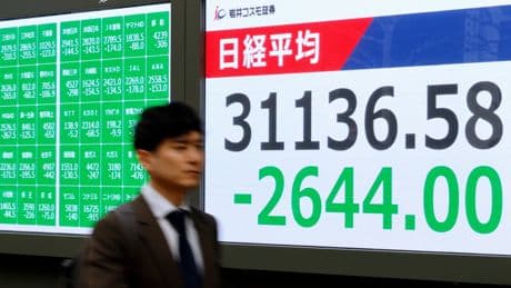Japón profundiza su déficit comercial en julio por la caída de las exportaciones a EE UU
