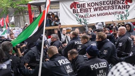 Warum es plötzlich Zweifel an der Darstellung der Polizei gibt