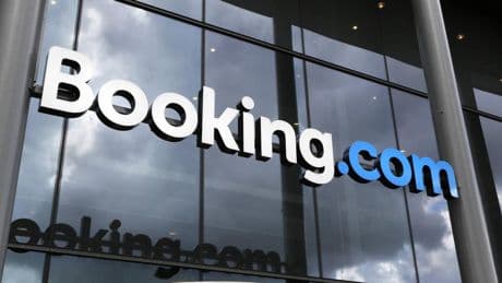 Booking.com vor Millionenklage: Chance oder Risiko für Anleger? | Aktien