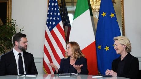 Giorgia Meloni tente de revenir dans le jeu diplomatique