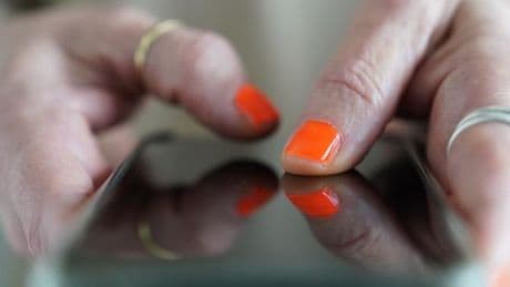 Falsche Tochter oder Fake-Bankmitarbeiter – Polizei hebt Phishing-Bande aus