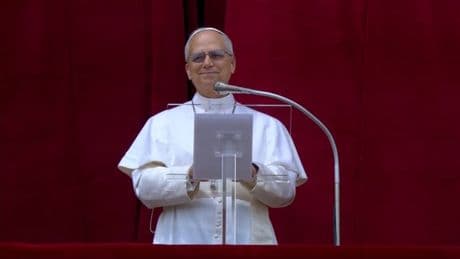 "N'ayez pas peur": le pape Léon XIV s'adresse aux jeunes pour sa première prière dominicale
