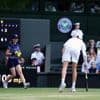 Tennis in Wimbledon: Kuriose Szene bei Finale: Champagnerkorken auf Platz