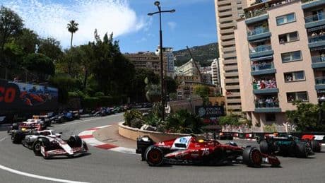 Au Grand Prix de Monaco, loin derrière le vainqueur Lando Norris, la rude bagarre des pilotes de l’arrière : « Dix ans que je cravache dur »
