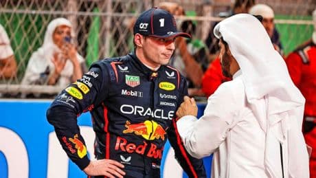 FIA past veelbesproken strafregels opnieuw aan: ‘sportieve’ sanctie voor coureurs bij wangedrag richting officials