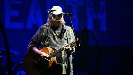 Neil Young défie les éléments au Festival de Montreux